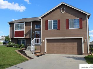 16901 Tibbles St, Omaha, NE 68116