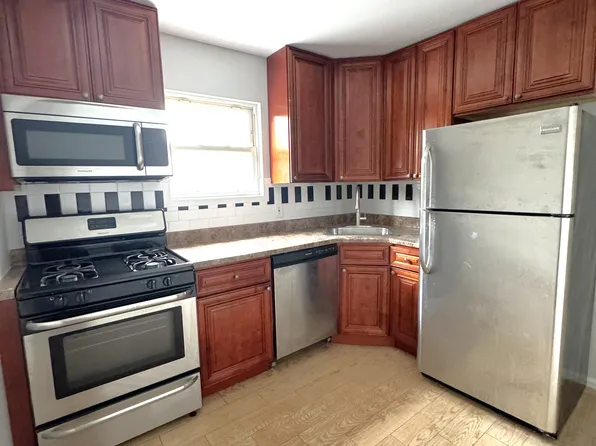 25-22 47th Street image 1 of 10