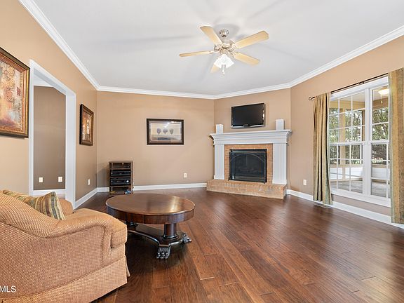 5th image of 8731 Hollingsfield Dr