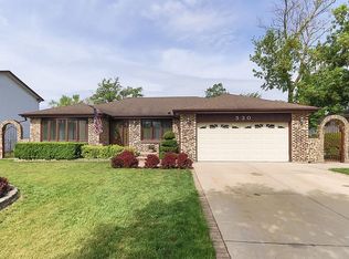 530 May St, Roselle, IL 60172