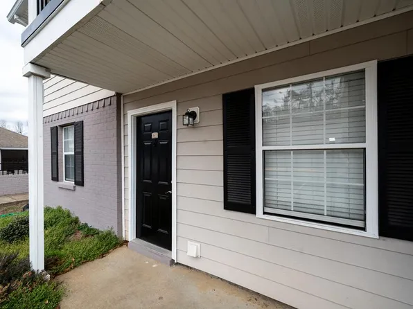 2112 Old Taylor Rd APT B1, Oxford, MS 38655