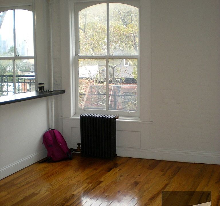 1st image of 32 Joralemon St #Flrd10