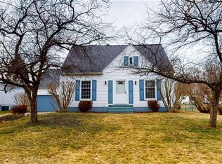 338 Pelham Rd, Erie, PA 16511