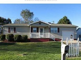 8 Russell Ct, Culloden, WV 25510