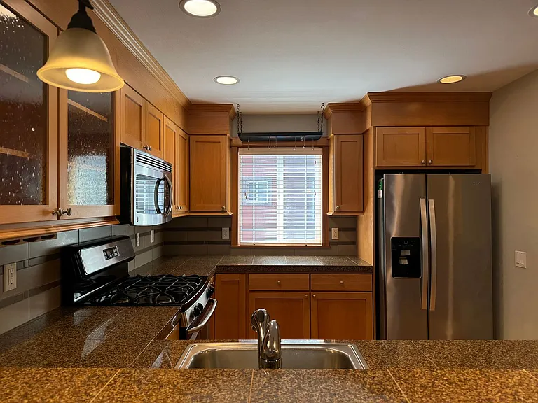 5218 Puget Blvd SW #C — Photo 4
