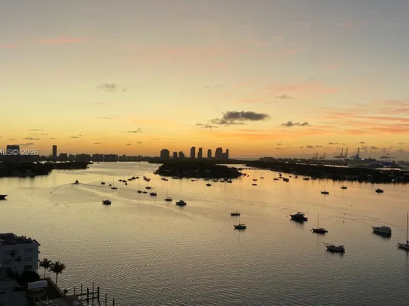 1000 Venetian Way, Miami Beach, FL