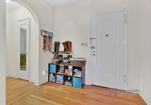 5th image of 25-40 31st Ave APT 2R