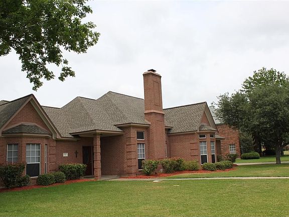 2nd image of 53 Nandina Ct