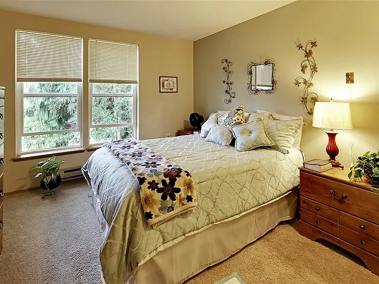 Windsor Square Retirement Community — Photo 10