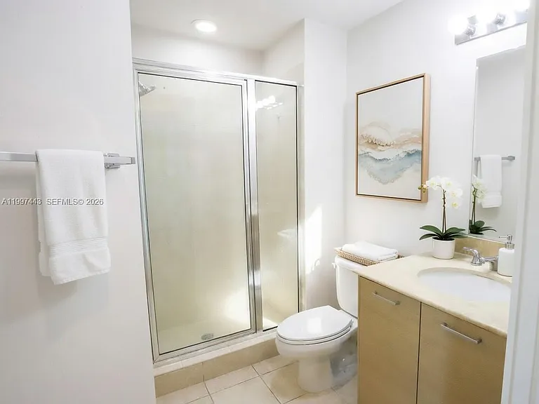 350 NE 24th St #601 — Photo 13