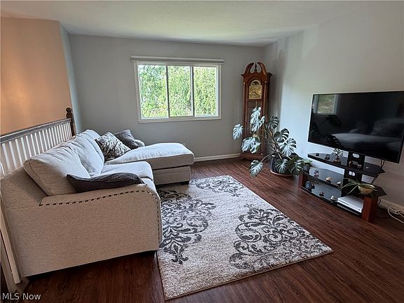 3rd image of 3318 Van Buren Dr