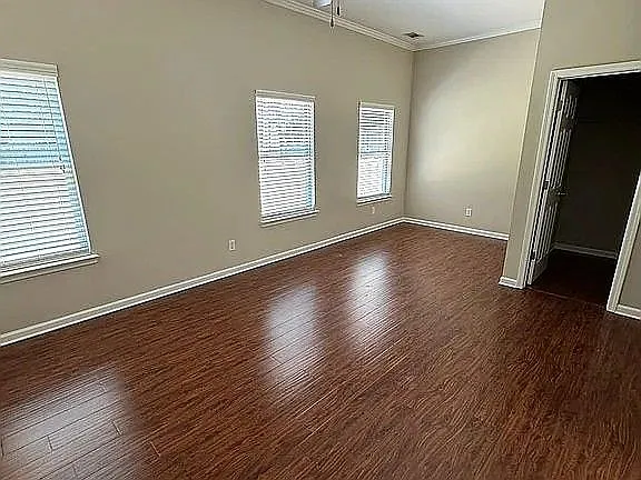 9056 Lexington Ct — Photo 8