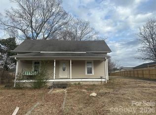 214 S Main St, Faith, NC 28146