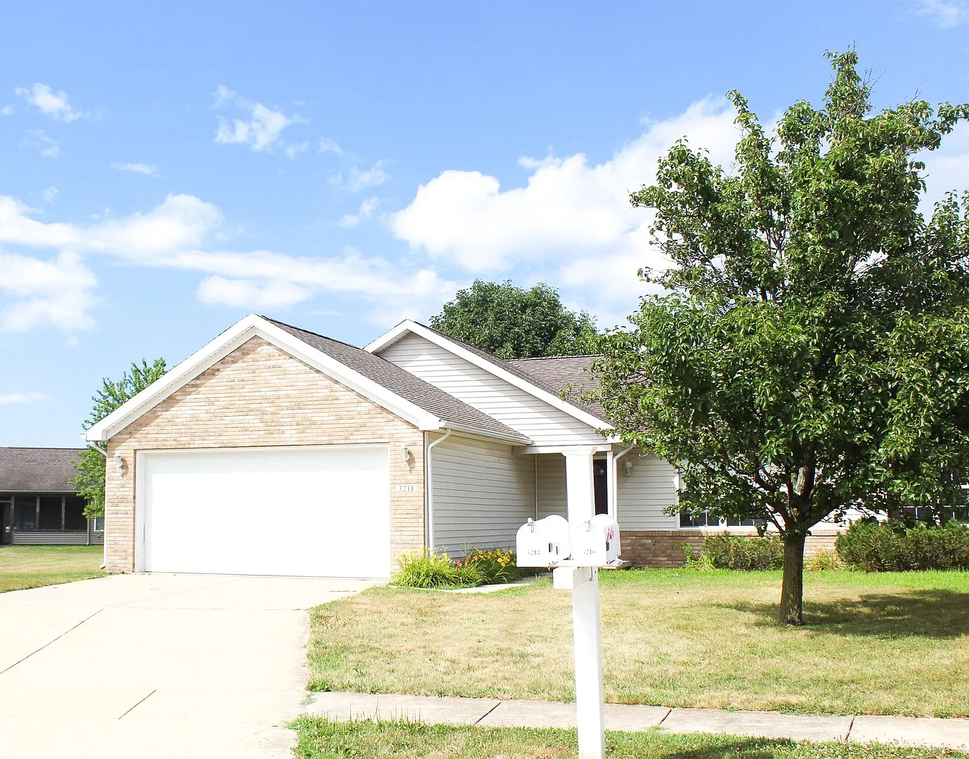 2 bedroom and 2 bathroom property located in West Lafayette! — Photo 1