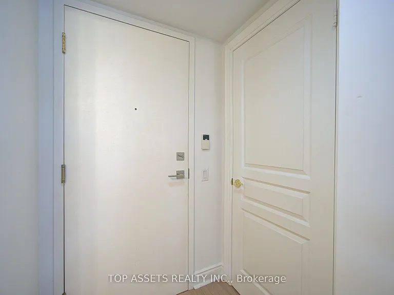 10 Northtown Way #606 — Photo 8