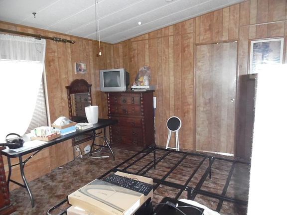 5th image of 6824 Crump Ave