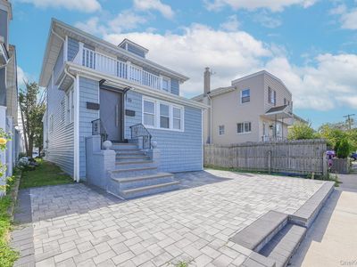 19 Parma Road, Island Park, NY, 11558