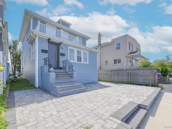 19 Parma Road, Island Park, NY 11558