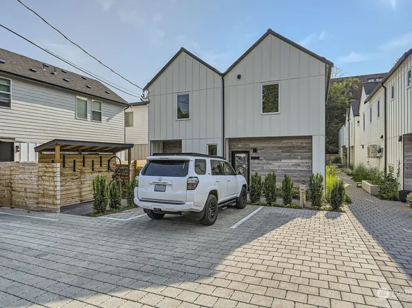 10354 Wallingford Avenue N #B, Seattle, WA 98133