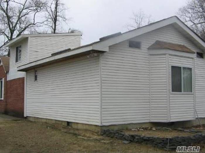 2nd image of 455 Granny Rd