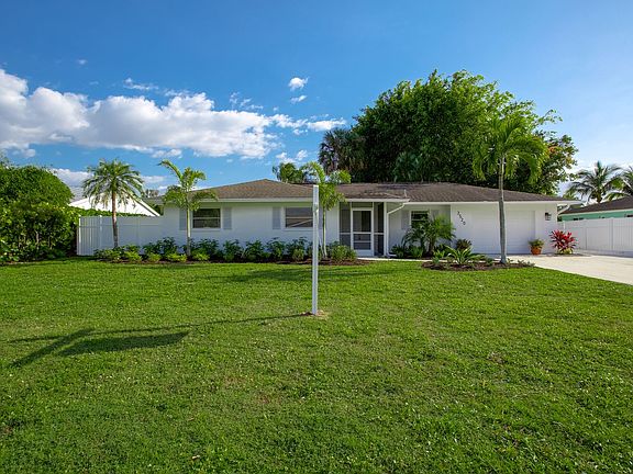 2nd image of 2520 Longboat Dr