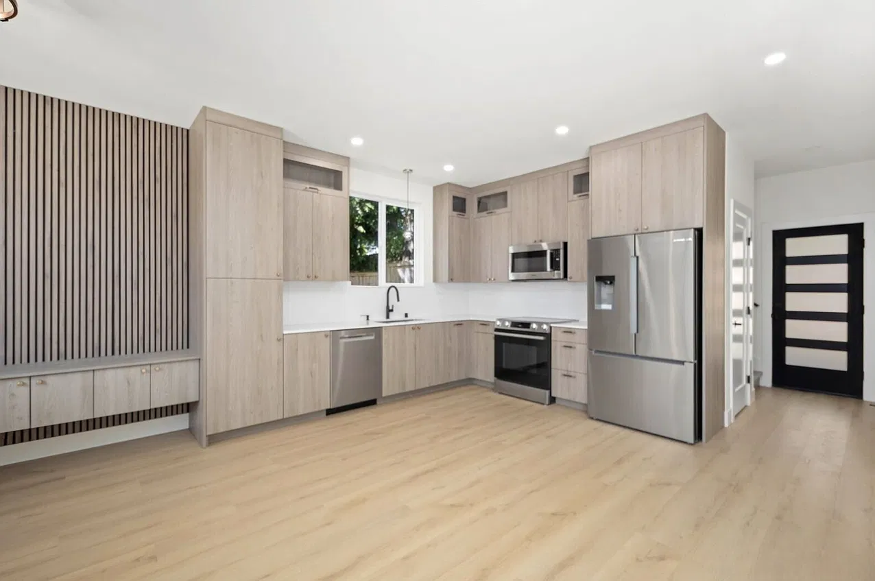 3 bed, 1.5 bath, 1270 sqft, $3,600 — Photo 4