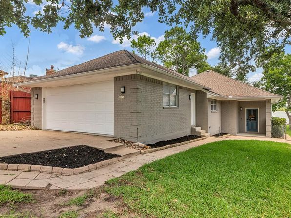 923 Paradise Ln
