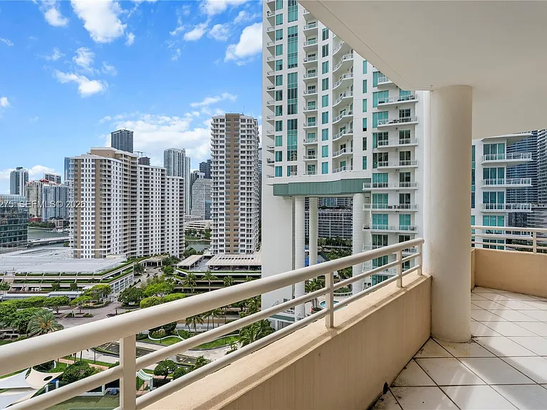 888 Brickell Key Dr #1702 — Photo 3