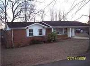 1310 Easterwood Dr, Oxford, AL 36203