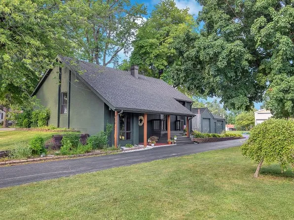 4170 N Taylor Ave, Decatur, IL 62526