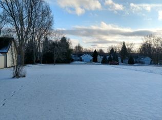 1059 Lake Summerset Rd, Davis, IL 61019