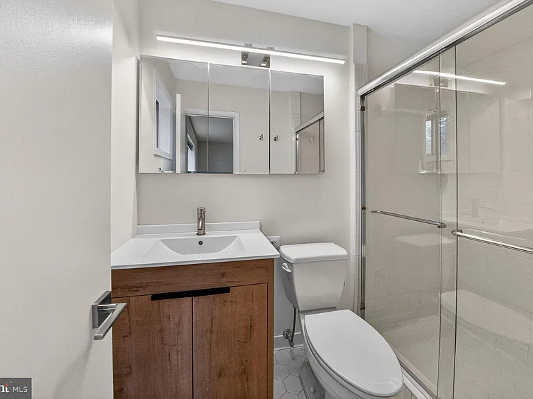 9902 Carnegie Ter — Photo 11