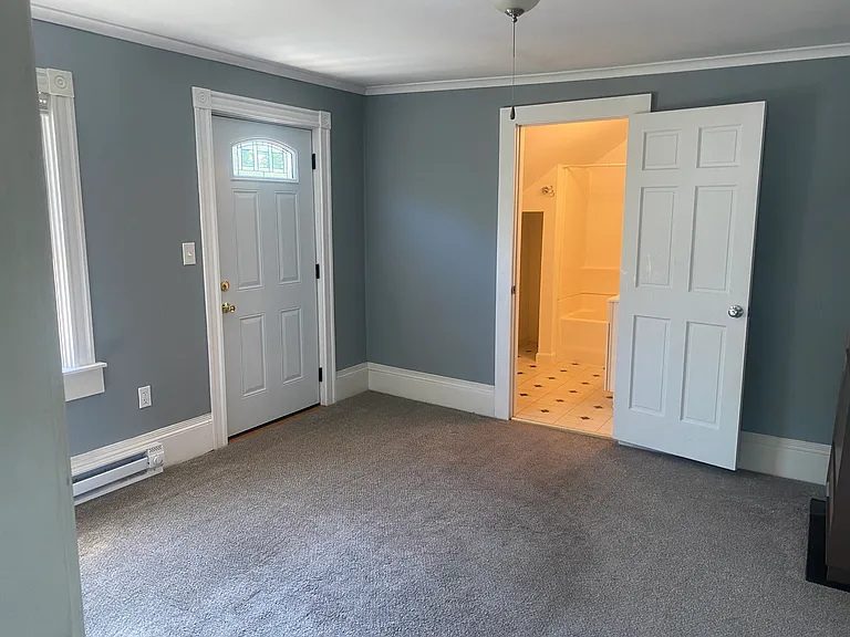 47 Grant St — Photo 8