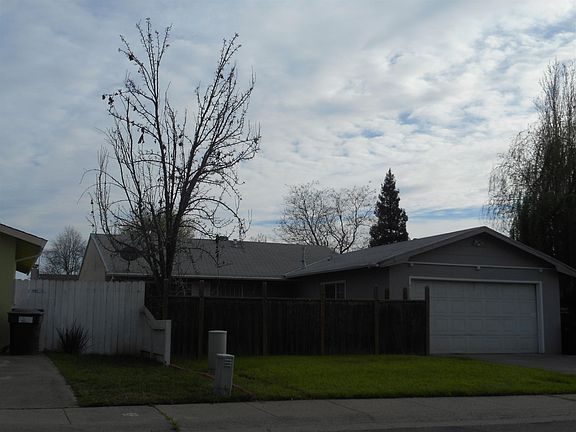 3rd image of 9338 Henley Way