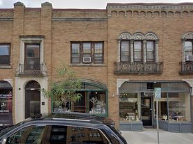 1460-1510 Underwood Ave.