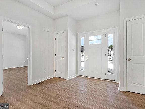 3rd image of 7530 Wyatts Way