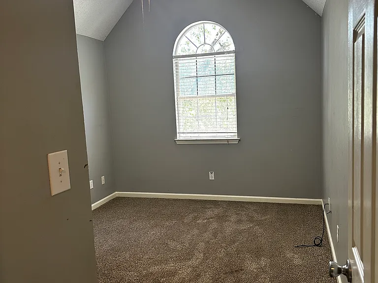 202 Turnbrook Dr SW — Photo 15