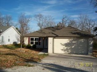 5020 Walnut Dr, Merriam Woods Village, MO 65740