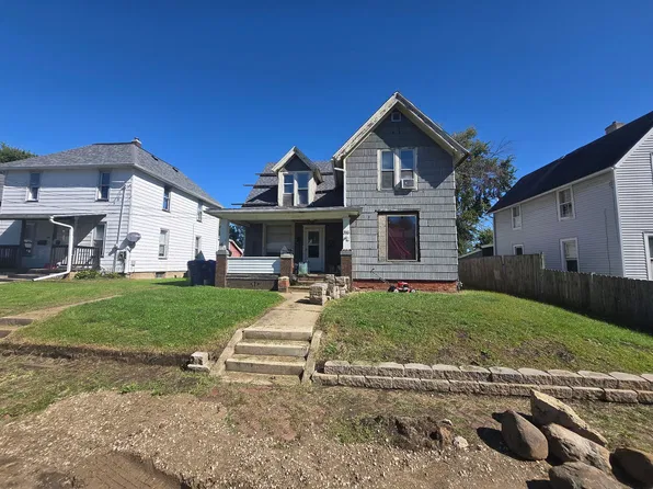 316 S Walnut St, Kewanee, IL 61443
