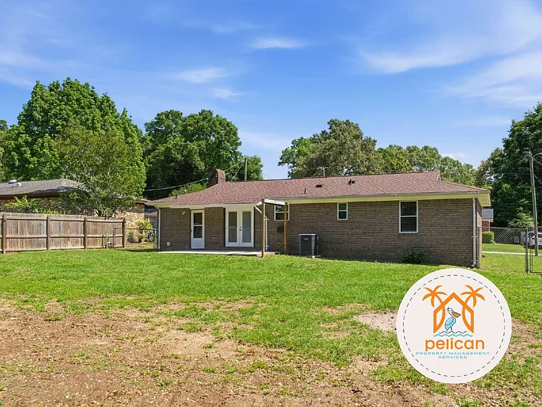 648 Deedra Ave — Photo 33