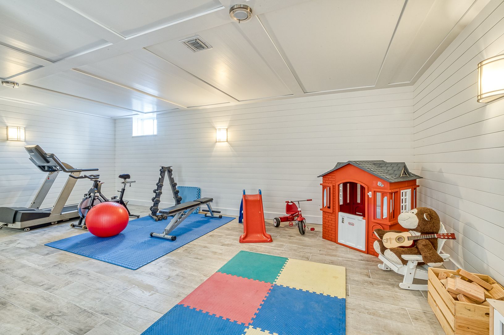  Gym and Play Space