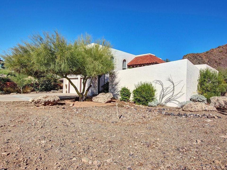 1st image of 1450 E Las Palmaritas Dr