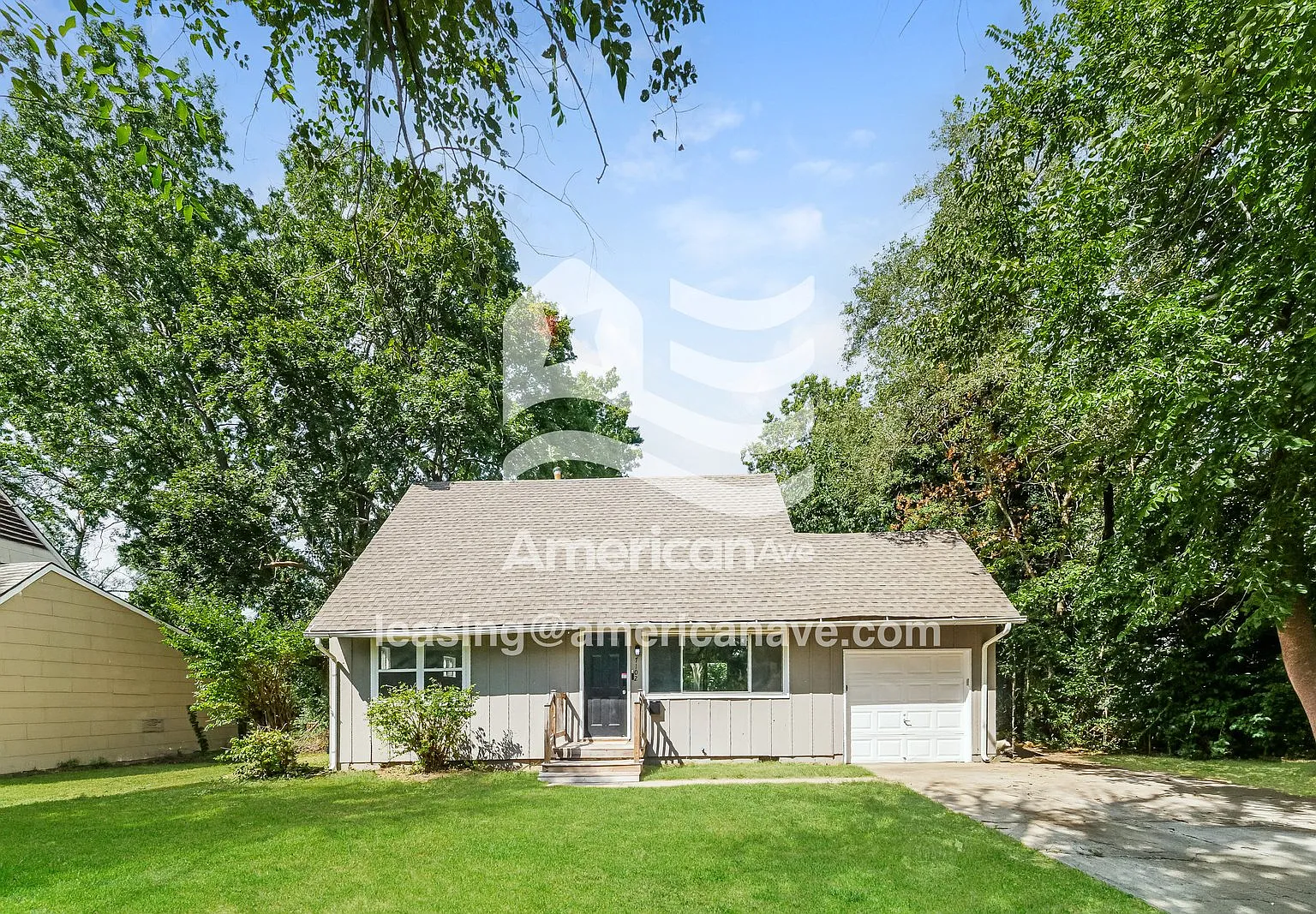 3 bed, 2.0 bath, 1130 sqft, $1,630 — Photo 1