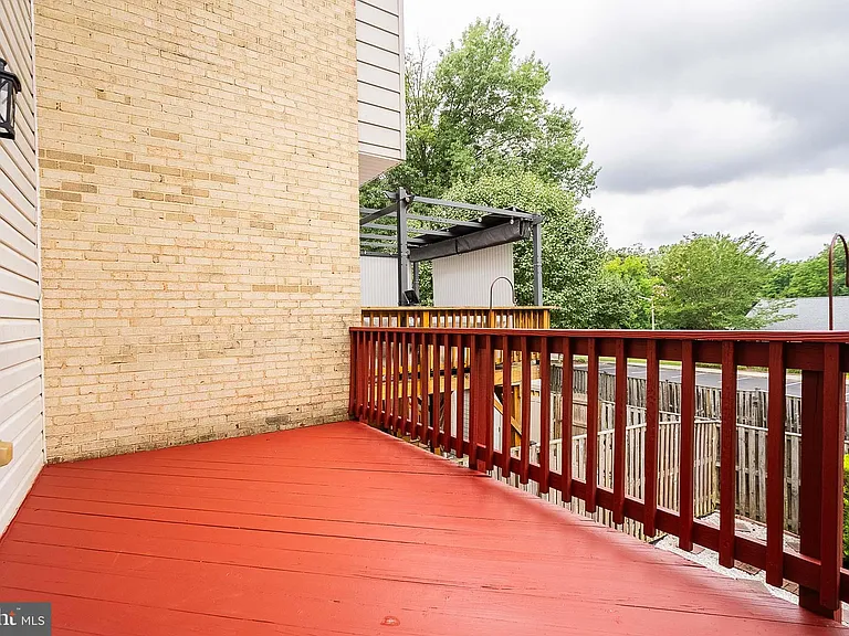 5844 Banning Pl — Photo 35
