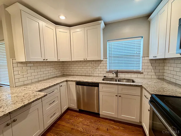4624 Hunt Rd — Photo 5