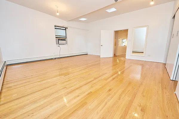 Rented by One Eleven Residential, Inc. | media 1