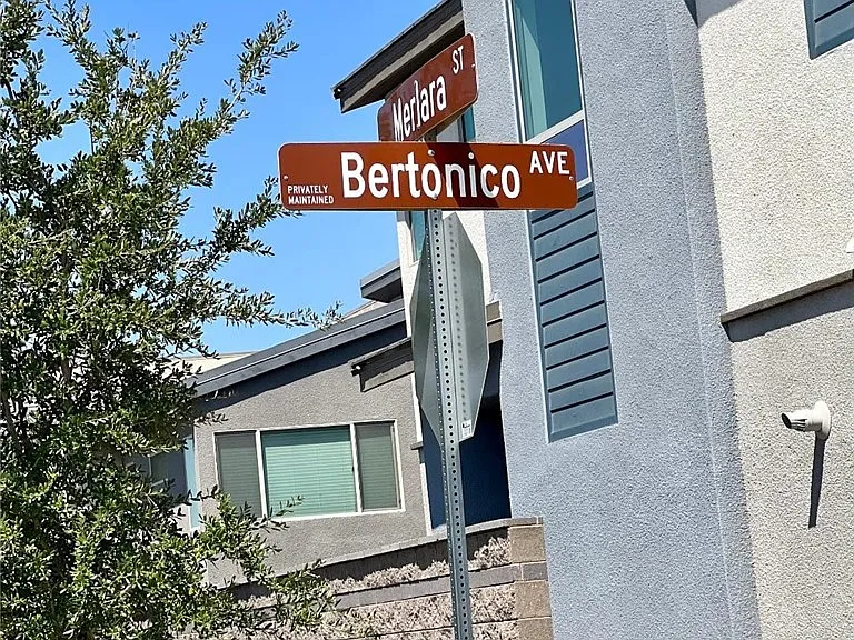 3220 Bertonico Ave — Photo 29