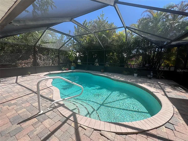 1314 Beacon Dr — Photo 33