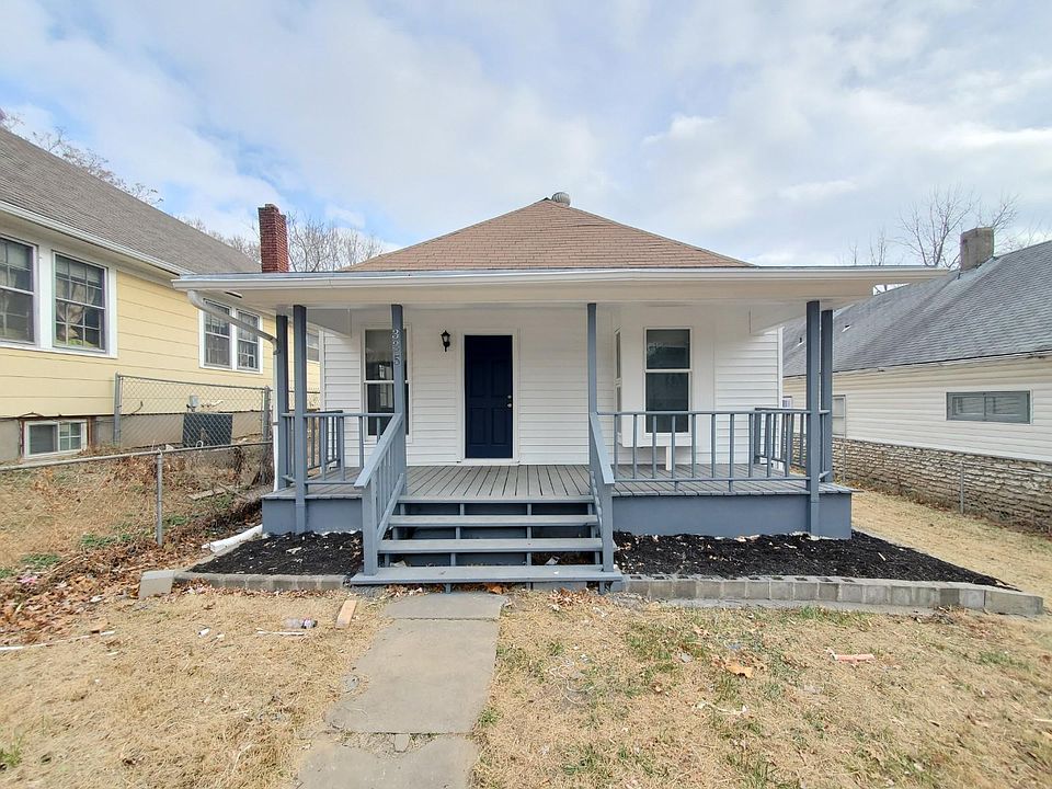 1st image of 335 N Oakley Ave