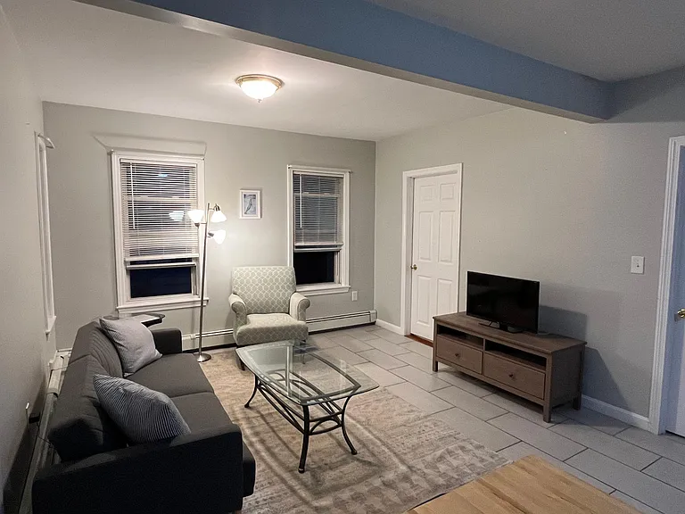 14 Shawmut Ter #1 — Photo 4